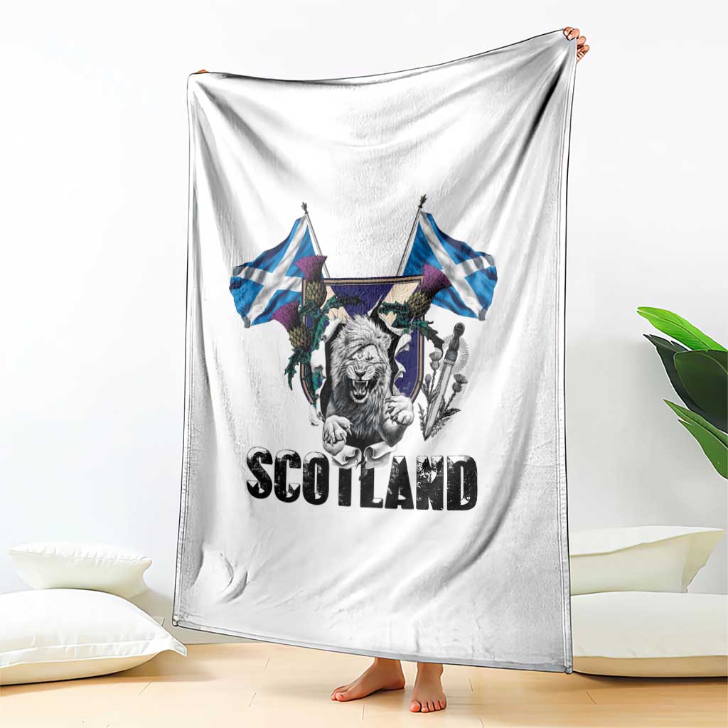 Roaring Scottish Lion Crest Throw Blanket Thistle Scotland Flag Emblem for Brave Highlanders TS02 Print Your Wear