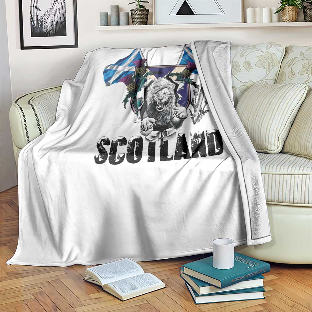 Roaring Scottish Lion Crest Throw Blanket Thistle Scotland Flag Emblem for Brave Highlanders TS02 Print Your Wear