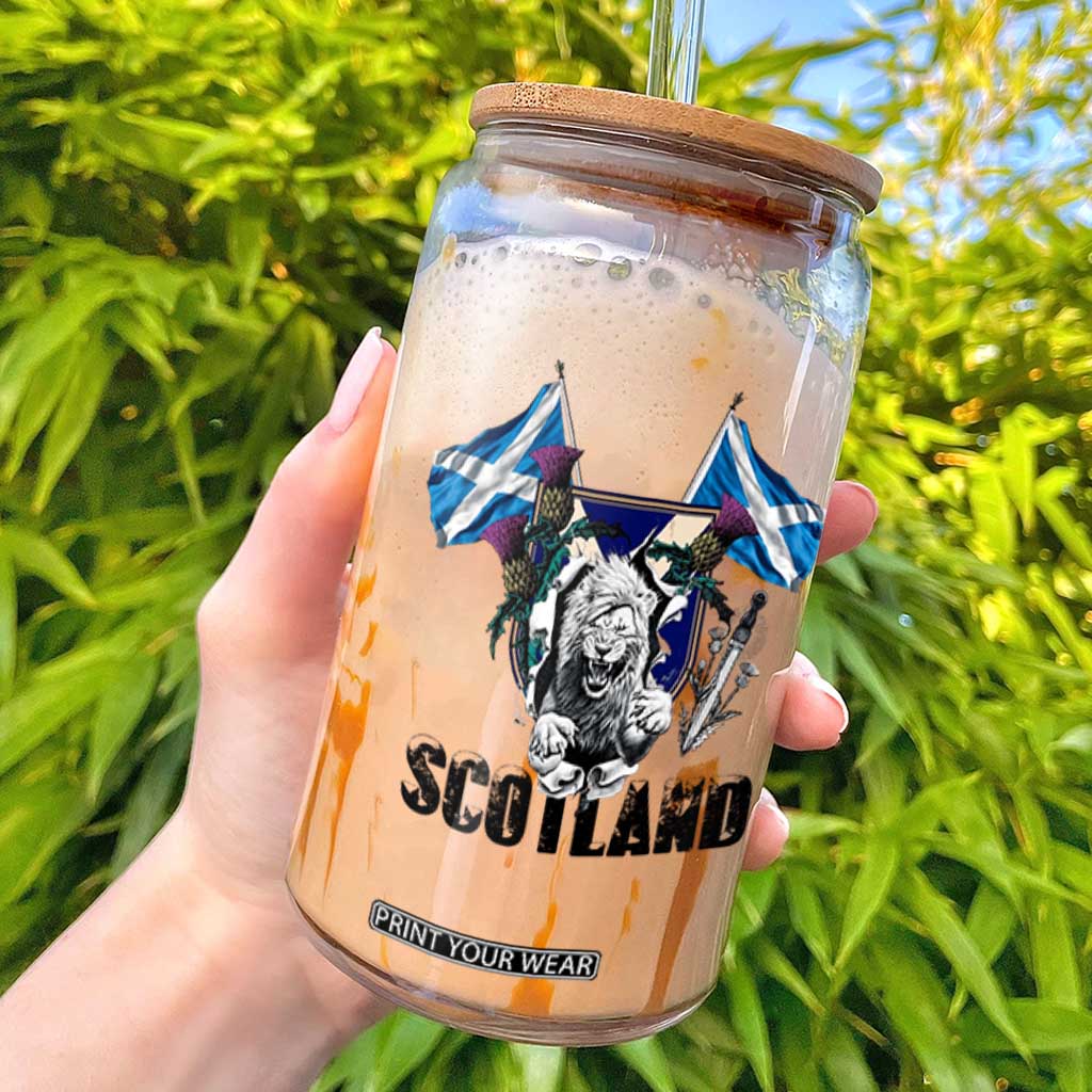 Roaring Scottish Lion Crest Glass Can Thistle Scotland Flag Emblem for Brave Highlanders TS02 White Print Your Wear