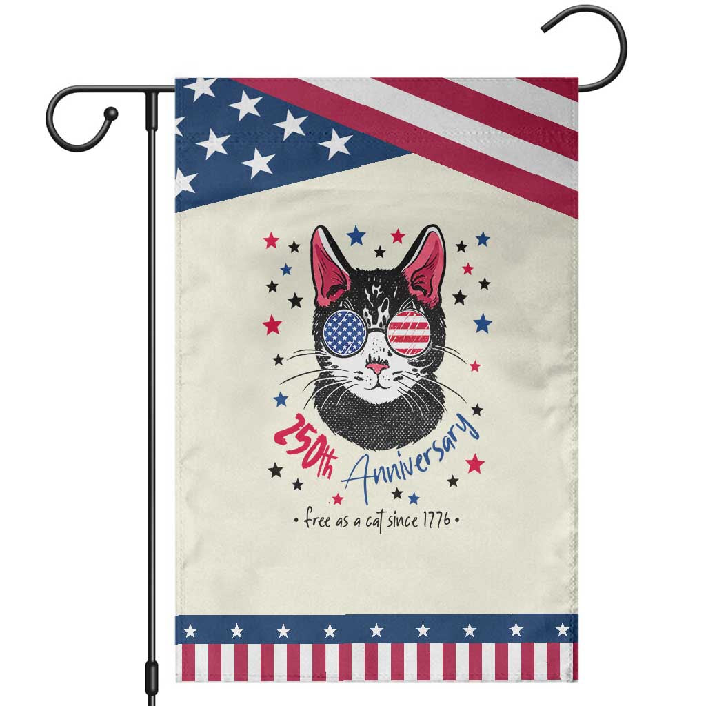 Free As A Cat Since 1776 Funny Patriotic Garden Flag Cool American Flag Sunglasses Cat 250th Anniversary Semiquincentennial TS02 Modern Beige Blue Print Your Wear