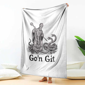 Go'n Git Funny Saint Patrick Banishing Snakes Throw Blanket Irish History Humor St Patricks Day TS02 Print Your Wear