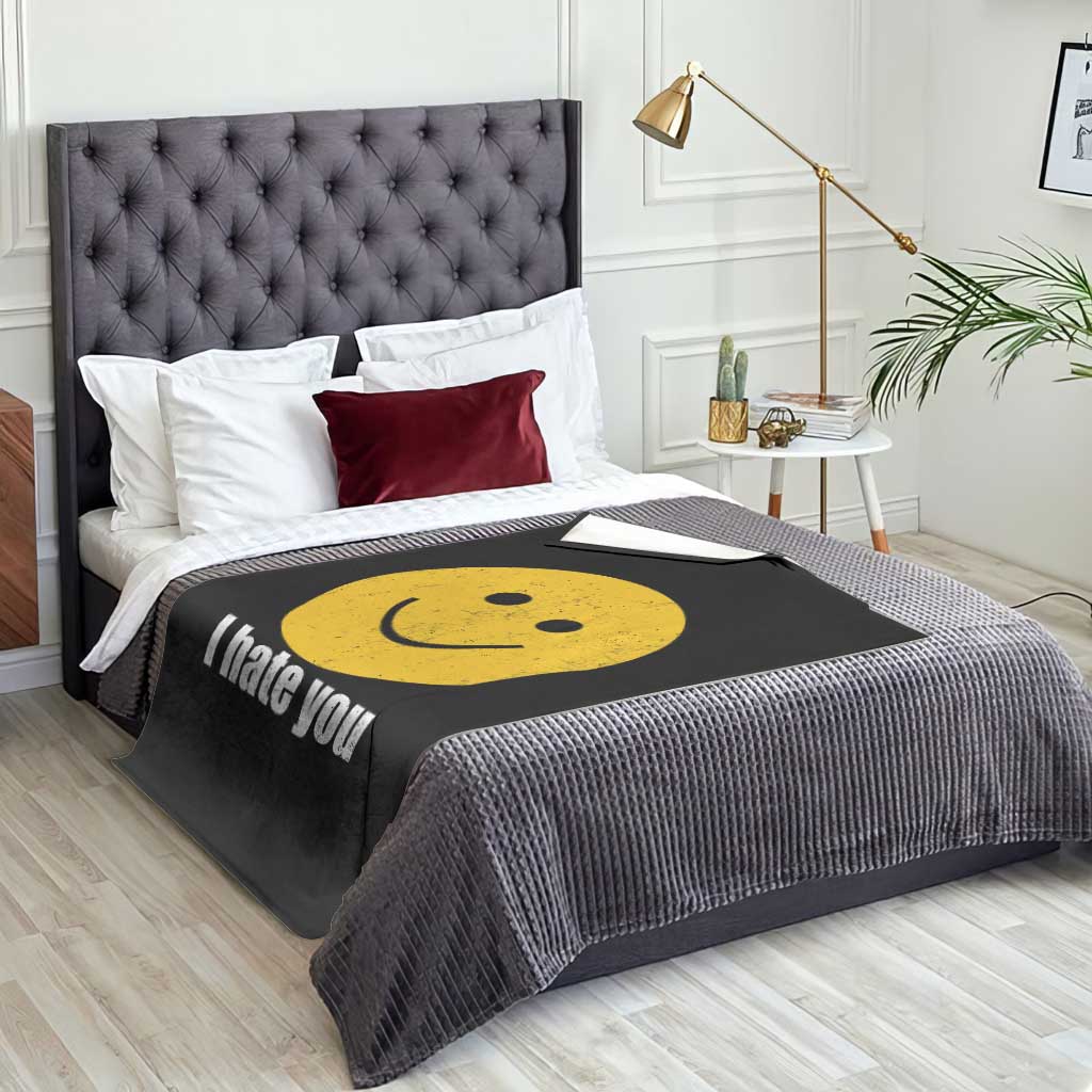 I Hate You Meme Distressed Smiling Face Throw Blanket Dark Humor Sarcastic Funny Attitude TS02 Print Your Wear