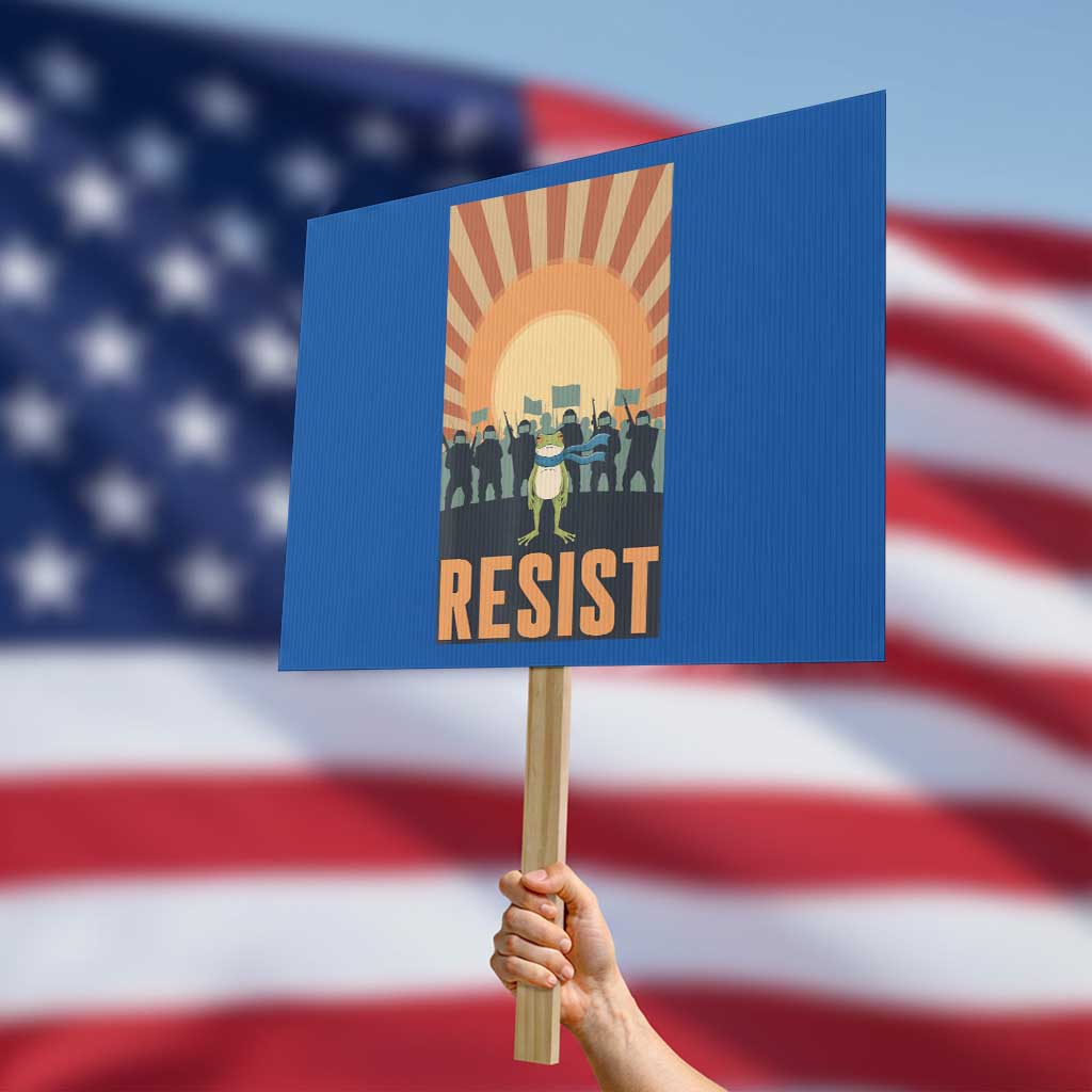 Frog Resist Protest Sign Bold Protest Free Portland TS02 Horizontal 18
