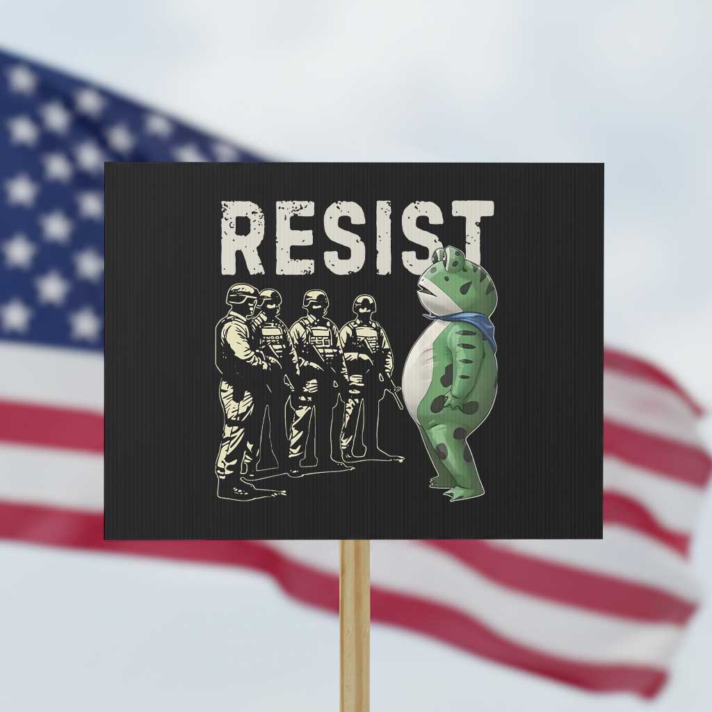 Resist Frog Protest Sign Inflatable Animal Protest Free Portland TS02 Horizontal 18