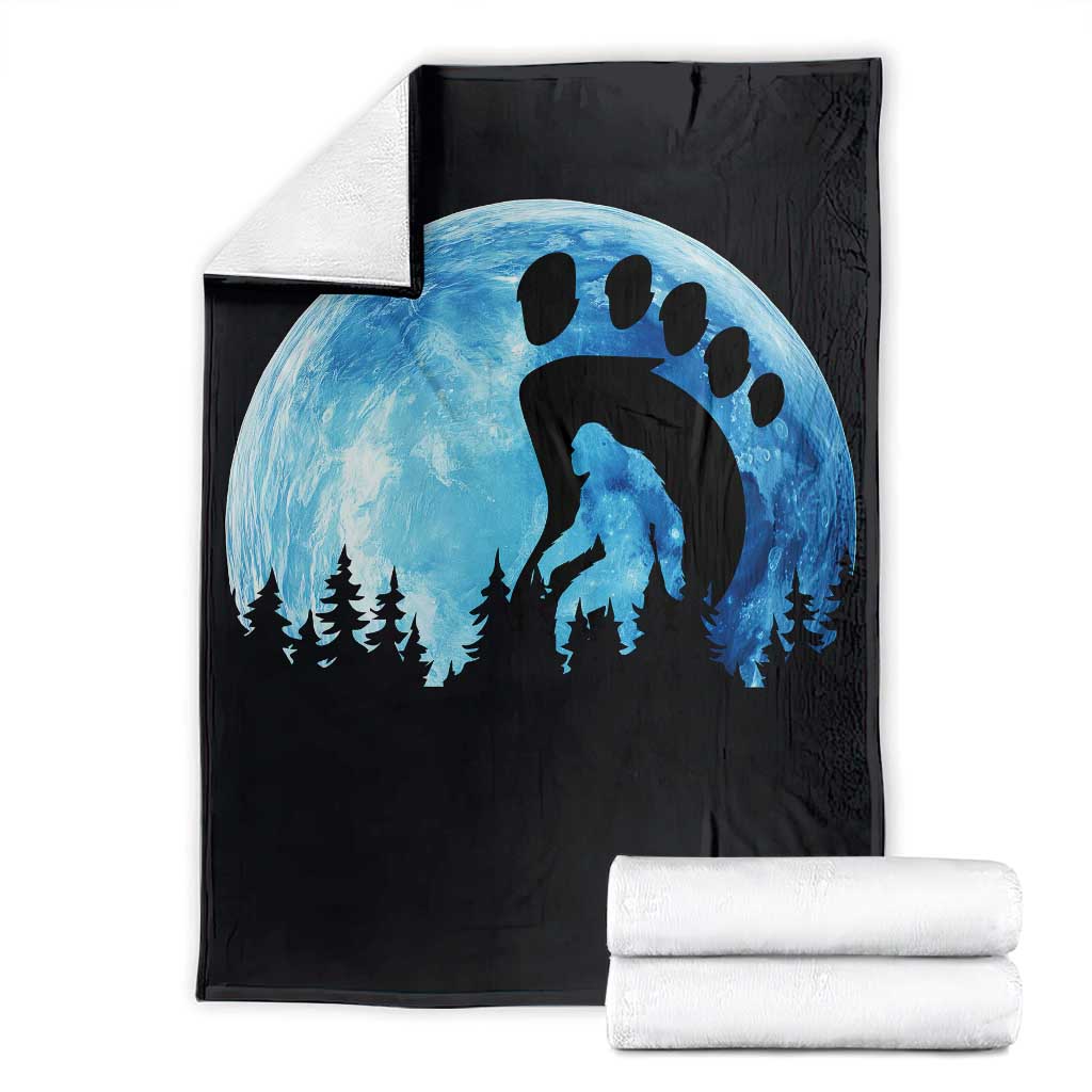 Cool Bigfoot Footprint Throw Blanket Sasquatch Full Moon Forest TS02 Black Print Your Wear