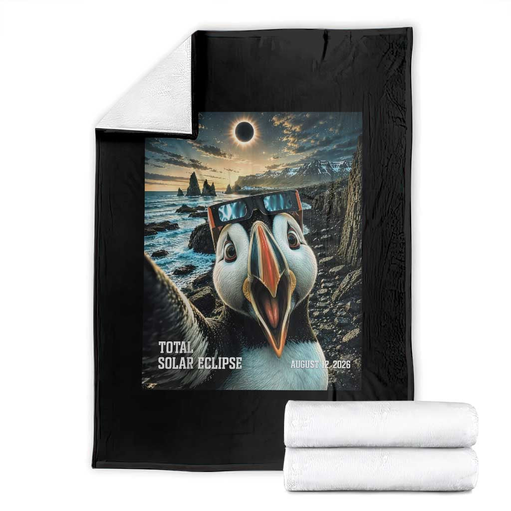 Puffin Selfie August 12 2026 Total Solar Eclipse Throw Blanket Funny Totality Photographic Astronomy Souvenir TS02 Black Print Your Wear
