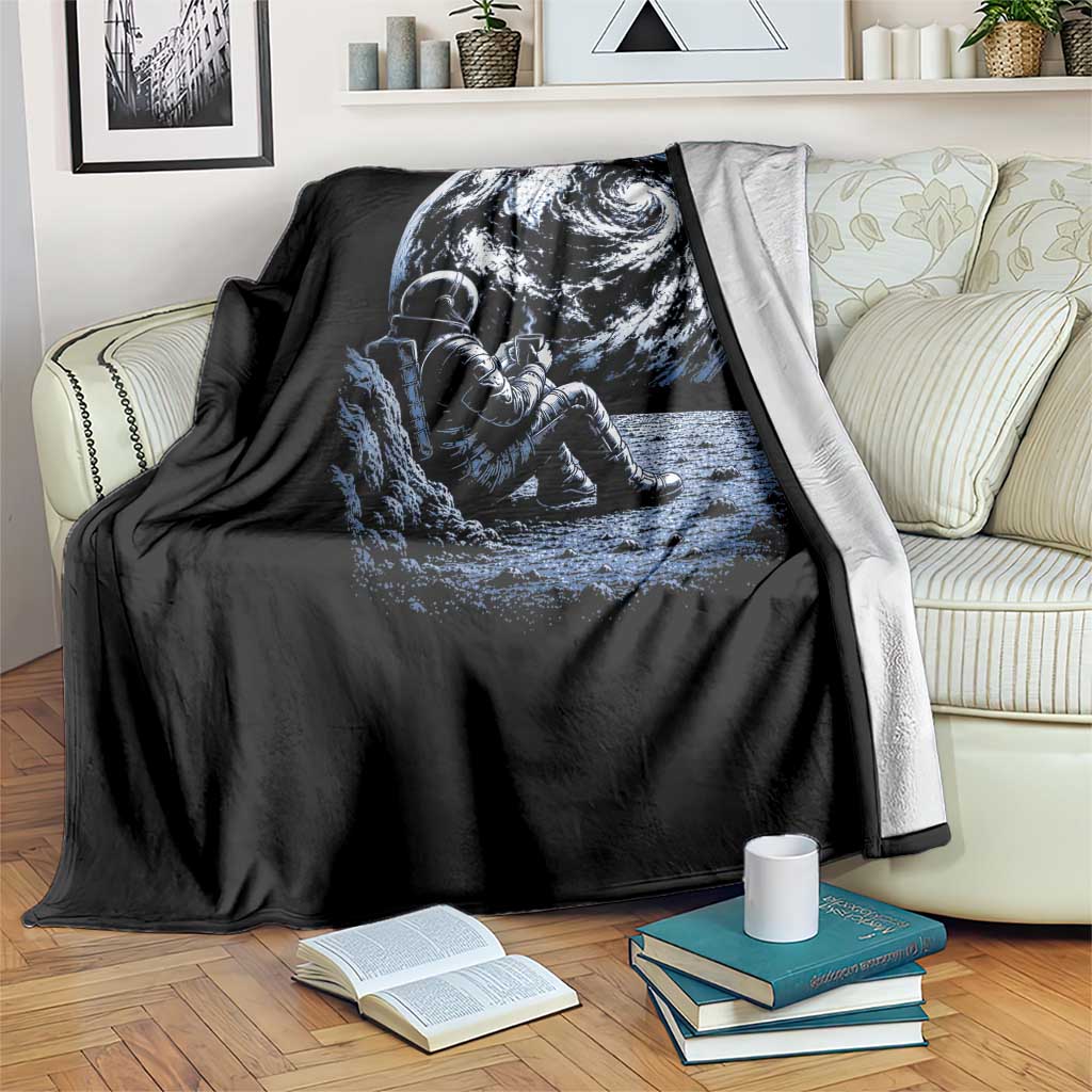 Astronaut Drinking Coffee On The Moon Graphic Throw Blanket Vintage Sci Fi Earth Horizon Space Explorer TS02 Print Your Wear