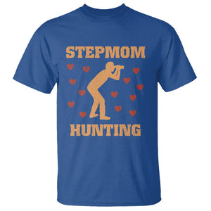 Stepmom Hunting T Shirt Funny Saying Dad Finding Bonus Mom TS02 Royal Blue Printyourwear