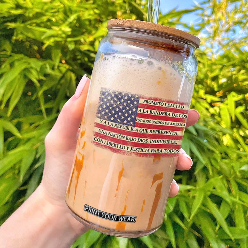 Spanish Pledge of Allegiance USA Flag Vintage Patriotic Graphic Glass Can American Patriot Promesa de Lealtad TS02 Black Print Your Wear
