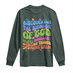 VBS 2025 Long Sleeve Shirt Discovering The Bigness Of God In The Smallest Of Things Retro Groovy TS02 Dark Forest Green Print Your Wear