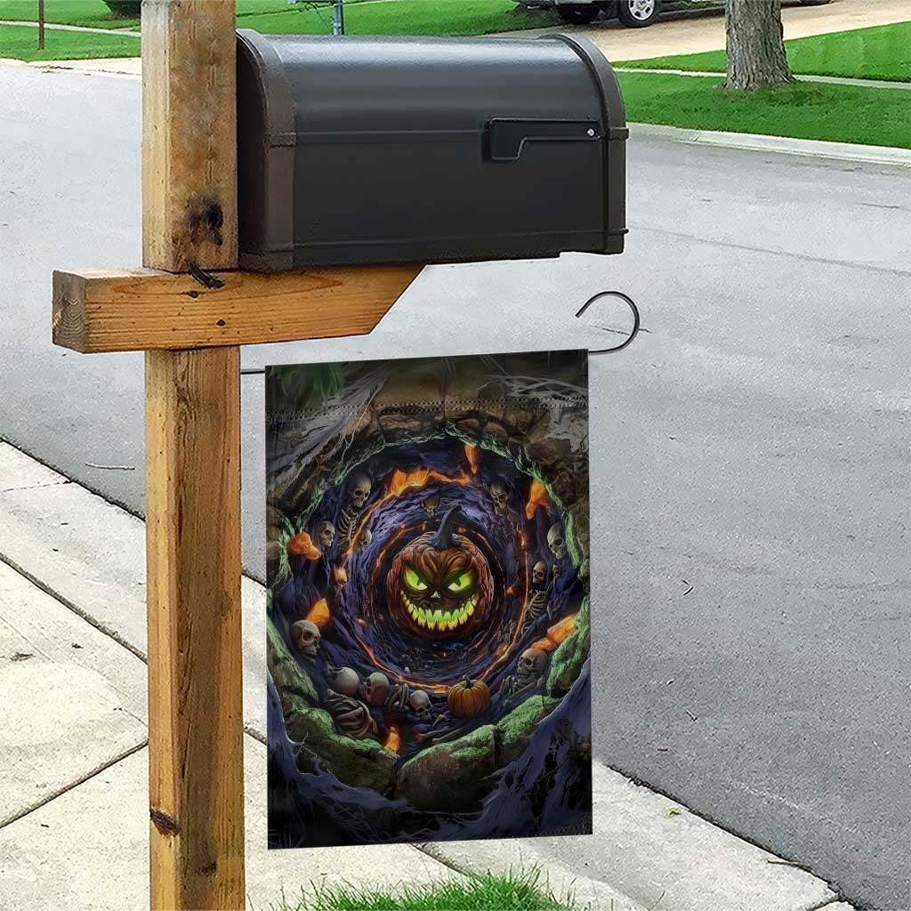 Evil Pumpkin Skull Pit Dark Fantasy 3D Halloween Optical Illusion Garden Flag