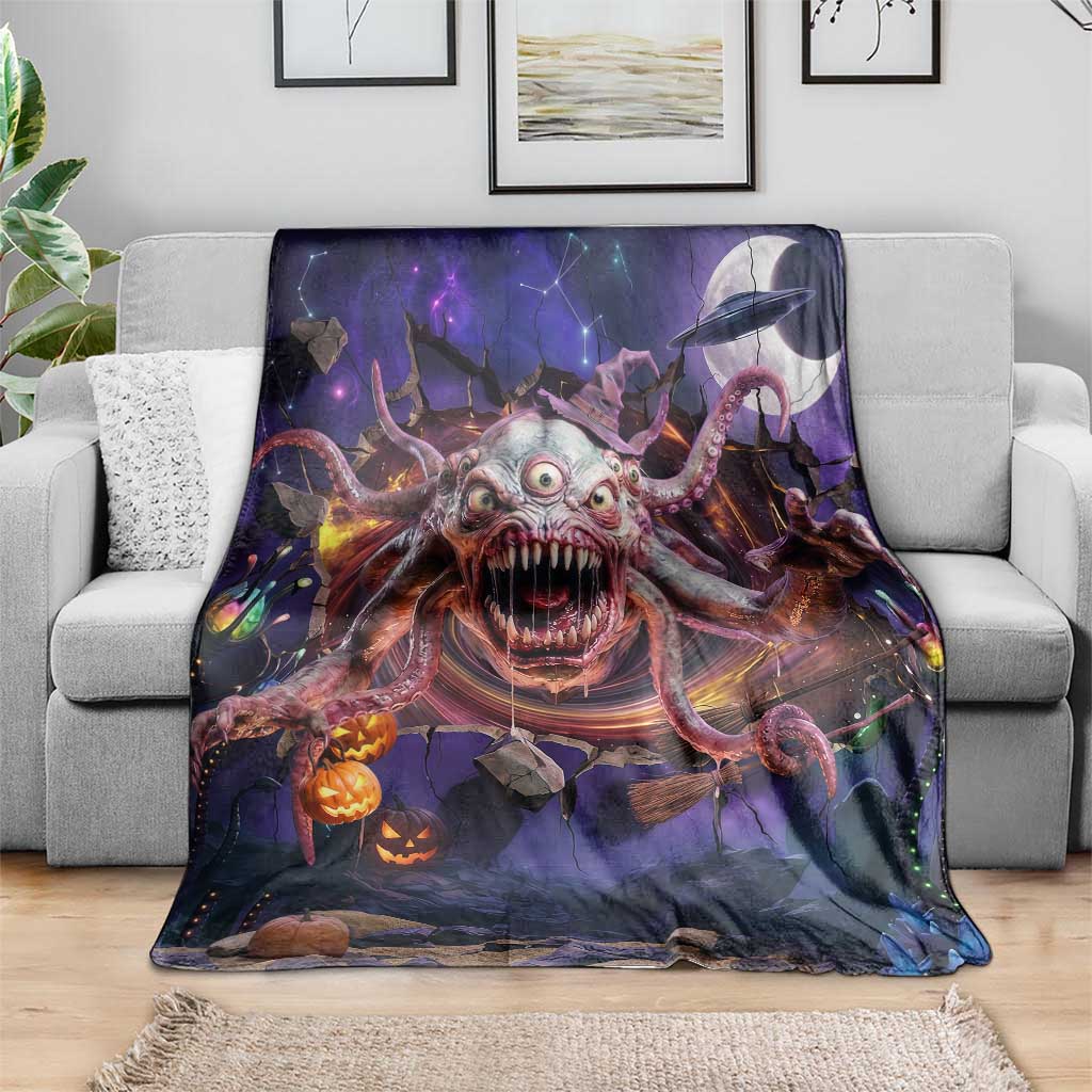 Tentacle Alien Monster Cosmic Horror 3D Halloween Optical Illusion Throw Blanket