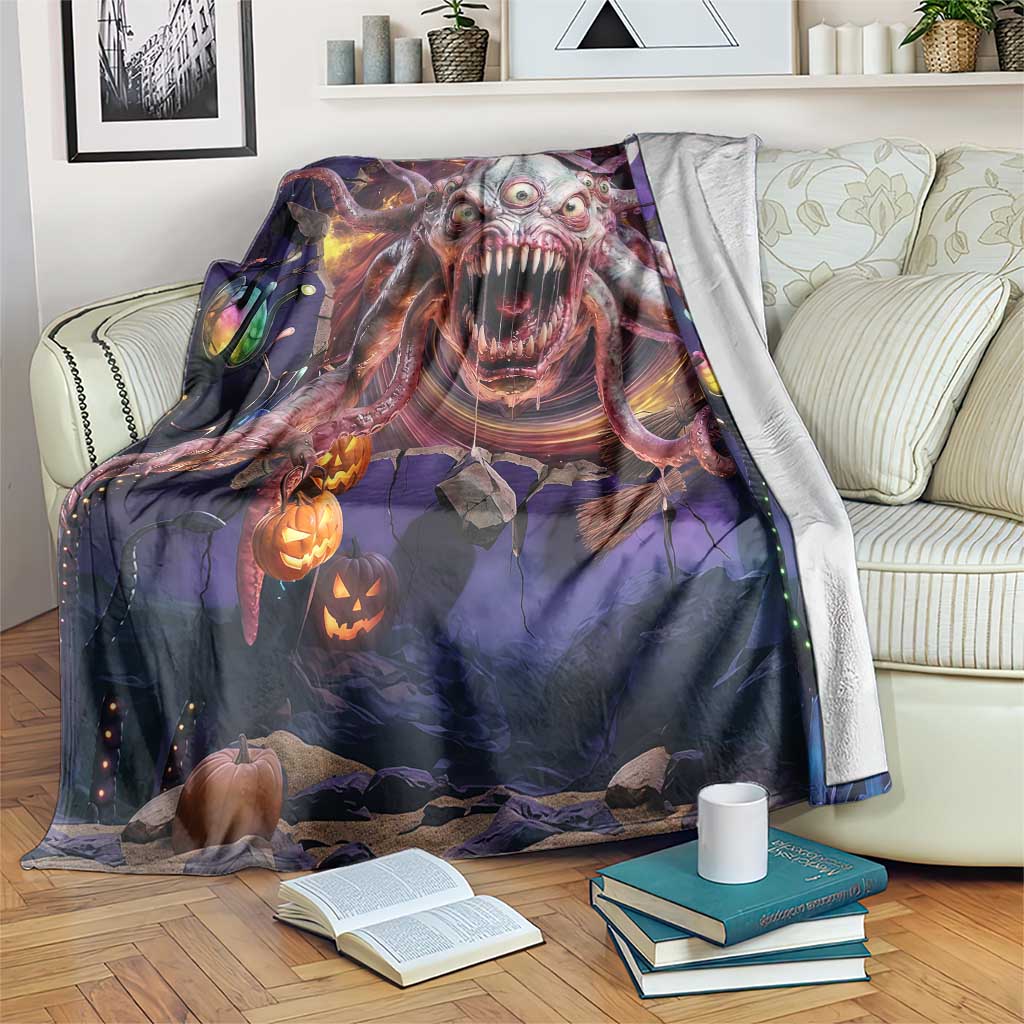 Tentacle Alien Monster Cosmic Horror 3D Halloween Optical Illusion Throw Blanket
