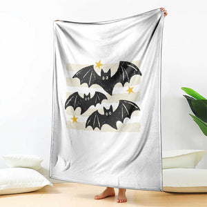 Retro Cute Flying Black Bats Preppy Style Aesthetic Throw Blanket Vintage Distressed Stripes Halloween Gift