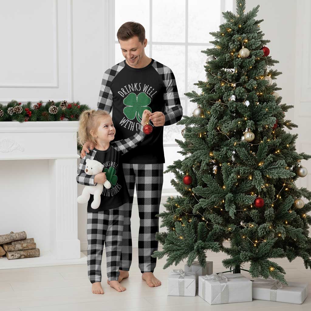 Funny St Patricks Day Drinking Plaid Pajama Set Drinks Well With Others Drunk Beer Lucky Shamrock TS02 White Plaid Print Your Wear