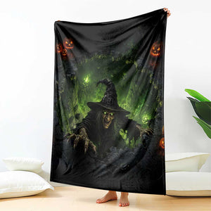 Wicked Witch Crawling Out Green Pit 3D Halloween Optical Illusion Throw Blanket