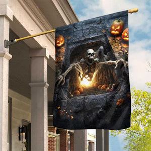Screaming Skeleton Dungeon Pit 3D Halloween Optical Illusion Garden Flag Spooky Glowing Pumpkin Graphic