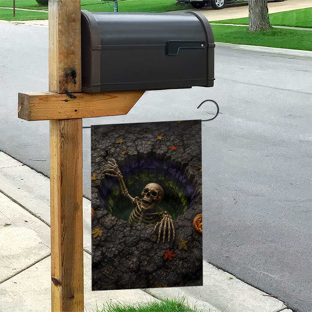 Skeleton Crawling Out Ground Pit 3D Halloween Optical Illusion Garden Flag Spooky Gothic Horror Graphic