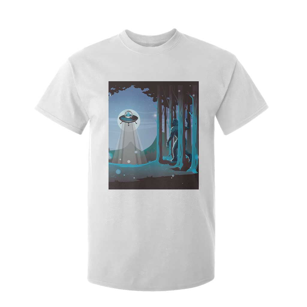 Bigfoot Hiding From Alien UFO Funny Sasquatch T Shirt For Kid TS09 White Print Your Wear