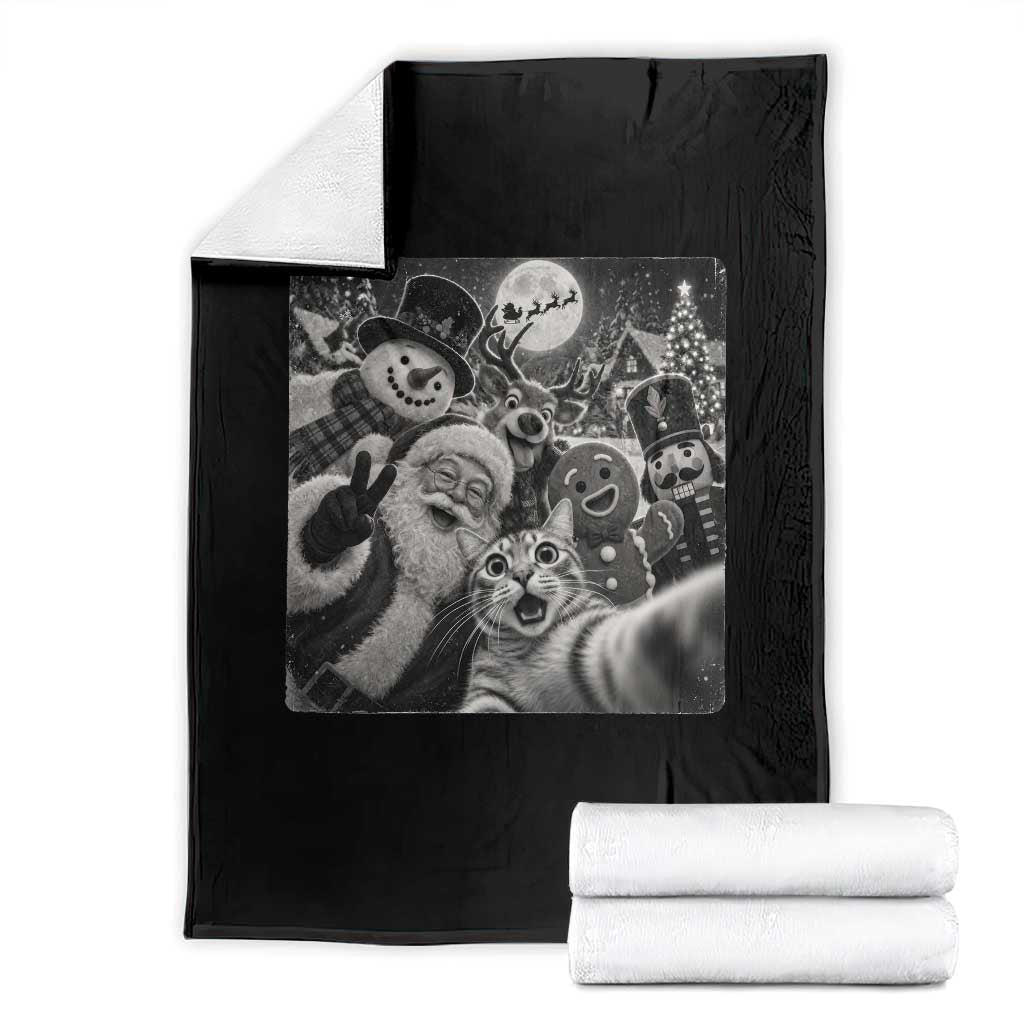 Funny Christmas Cat Selfie With Santa Throw Blanket Retro Snowman Gingerbread Squad