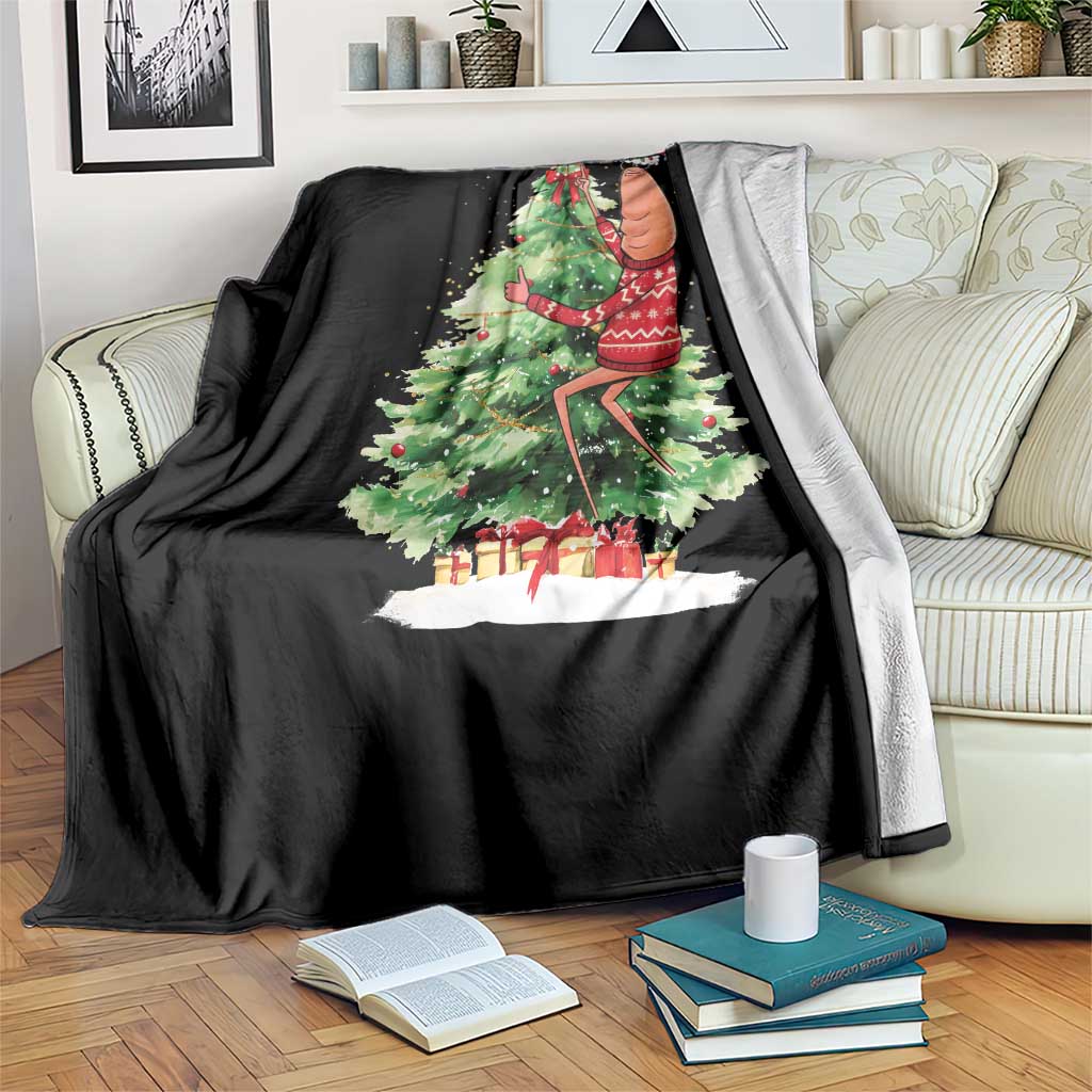 Marcus The Worm Christmas Throw Blanket Funny Brain Rot Meme TS10 Print Your Wear