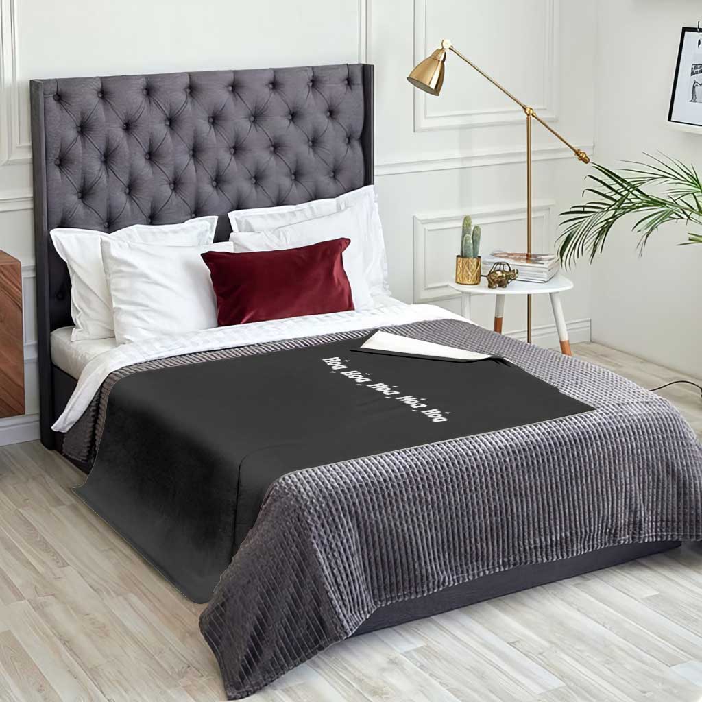 Hoa Hoa Hoa Throw Blanket Funny Book Lover TS10 Print Your Wear