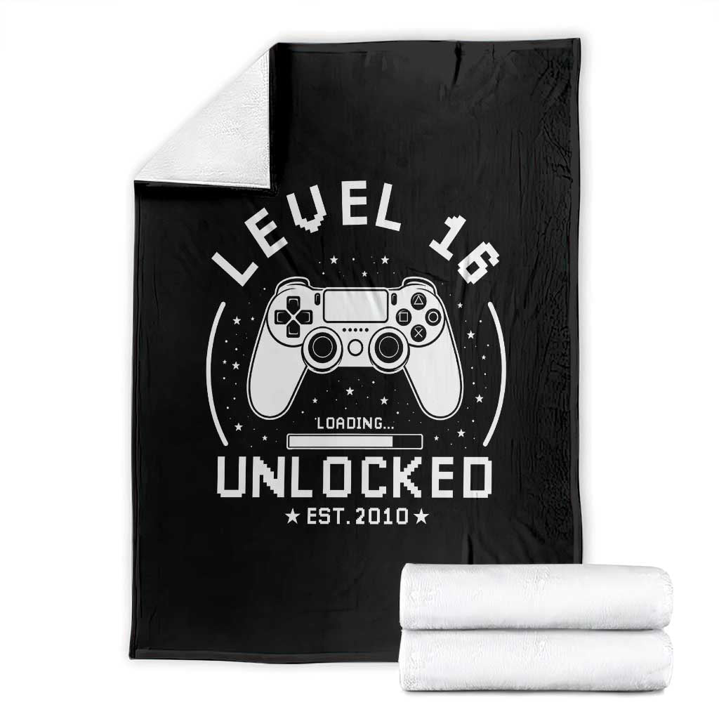 Level 16 Unlocked Video Gamer 16th Birthday Gift Throw Blanket Vintage 2010 16 Year Old Gift TS10 Black Print Your Wear