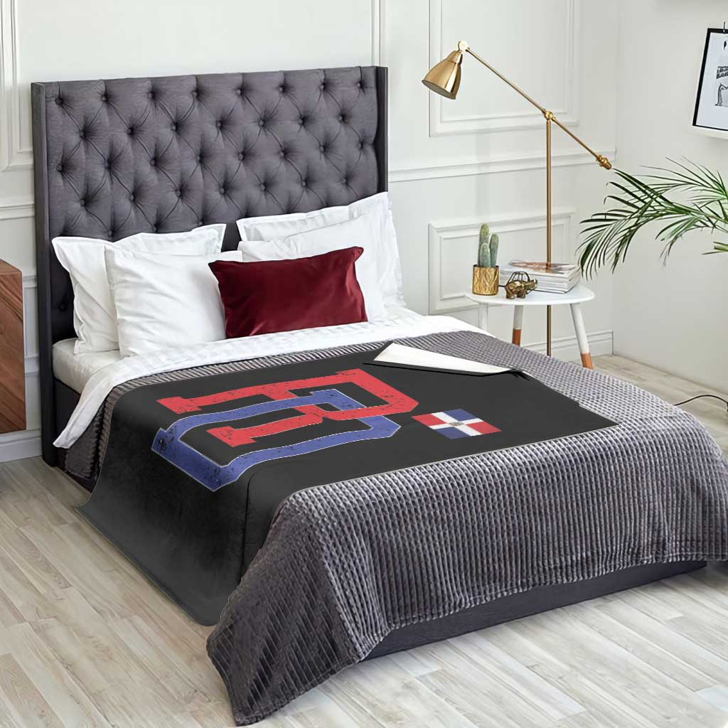 Dominican Republic Throw Blanket Distressed RD Flag Dominican Pride TS10 Print Your Wear