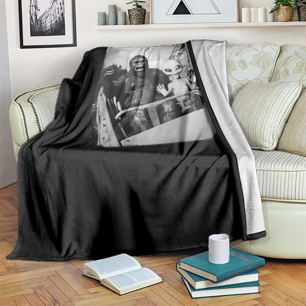 Funny Bigfoot Alien Throw Blanket Sasquatch UFO Coaster TS10 Print Your Wear
