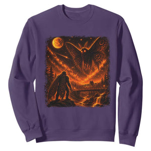Mothman Cryptid Under The Moon 90s Retro Sweatshirt Vintage Silver Bridge Dark Fantasy Graphic