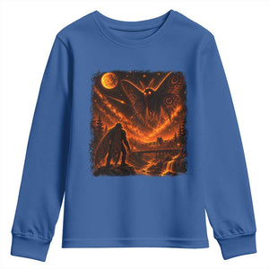 Mothman Cryptid Under The Moon 90s Retro Youth Sweatshirt Vintage Silver Bridge Dark Fantasy Graphic