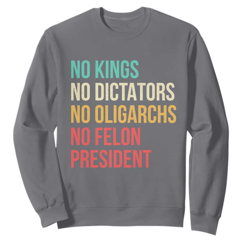 No Kings Sweatshirt Retro Resistance TS10 Charcoal Print Your Wear