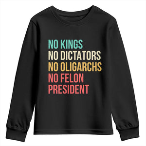 No Kings Youth Sweatshirt Retro Resistance TS10 Black Print Your Wear