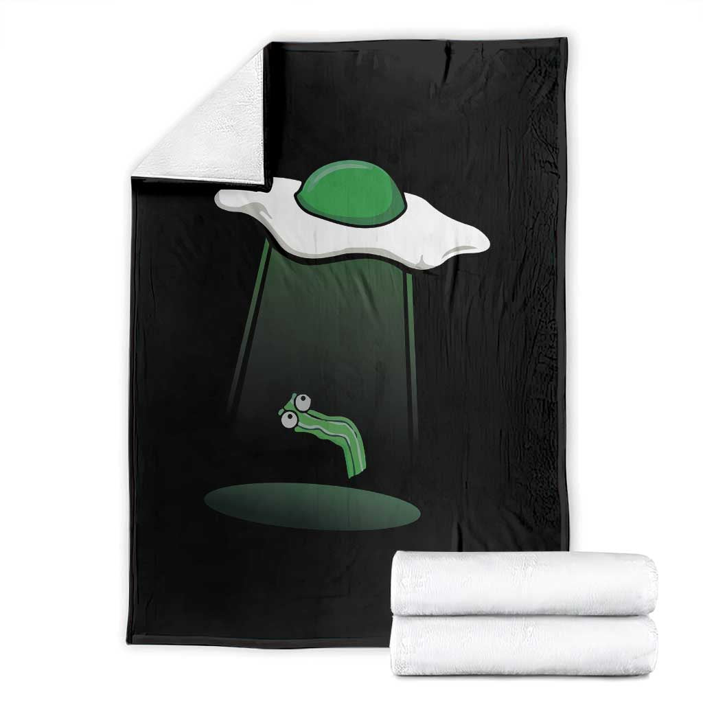 Funny Irish St Patricks Day Throw Blanket UFO Egg Bacon Abduction Funny TS10 Black Print Your Wear