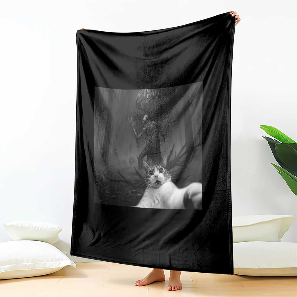 Cat Selfie With Wendigo Throw Blanket Horror Halloween Funny Cat Gifts TS10 Print Your Wear