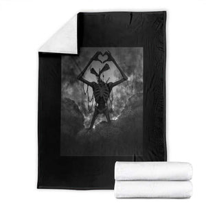 Siren Head Throw Blanket Horror Poster Halloween Supernatural American Cryptid TS10 Black Print Your Wear