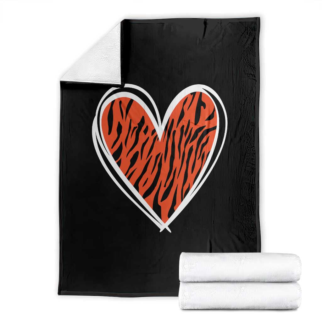 Bengal Tiger Heart Throw Blanket Retro BFT Sports Fan Trendy Game Day Gift TS10 Black Print Your Wear