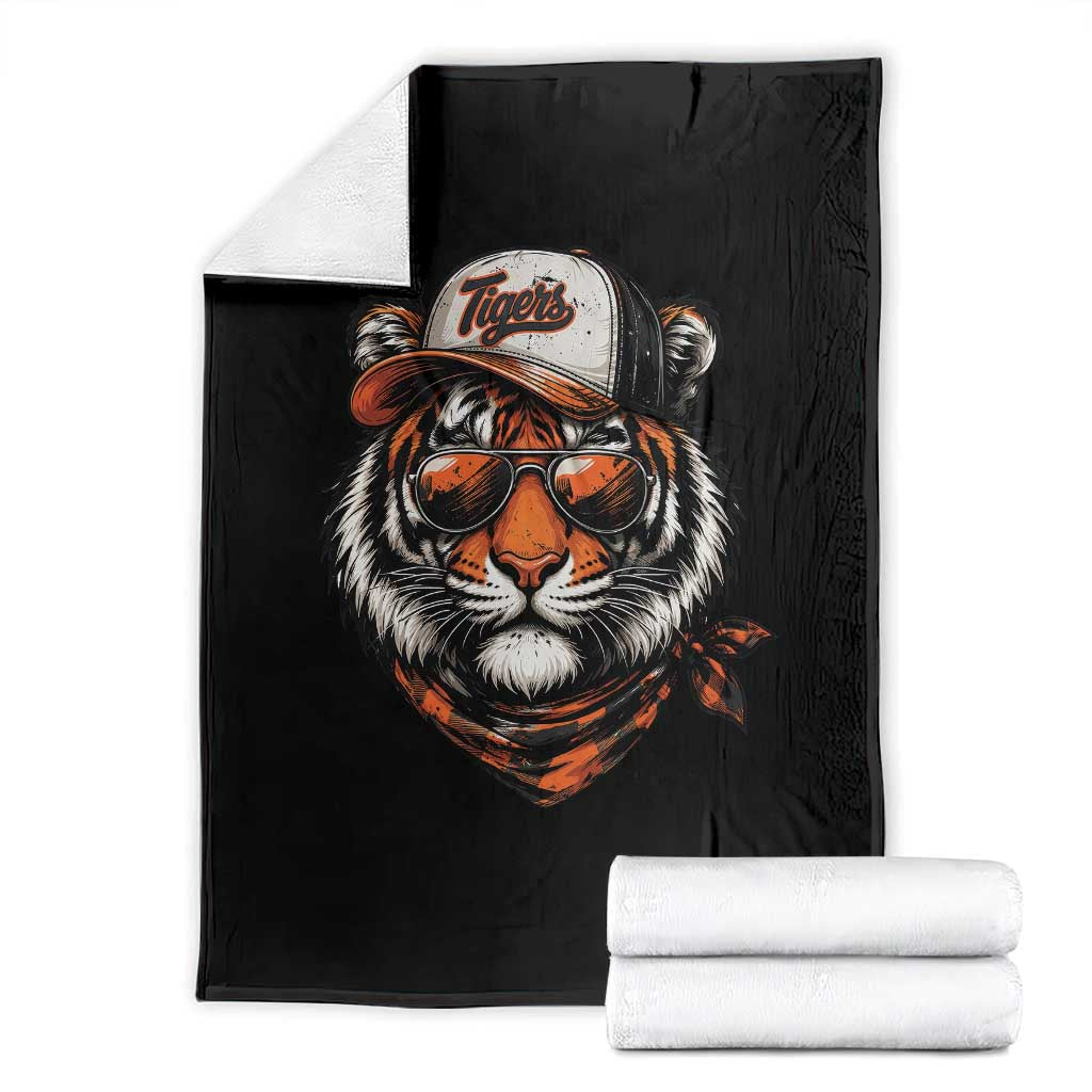 Tiger Mascot Throw Blanket Vintage Sports Name TS10 Black Print Your Wear