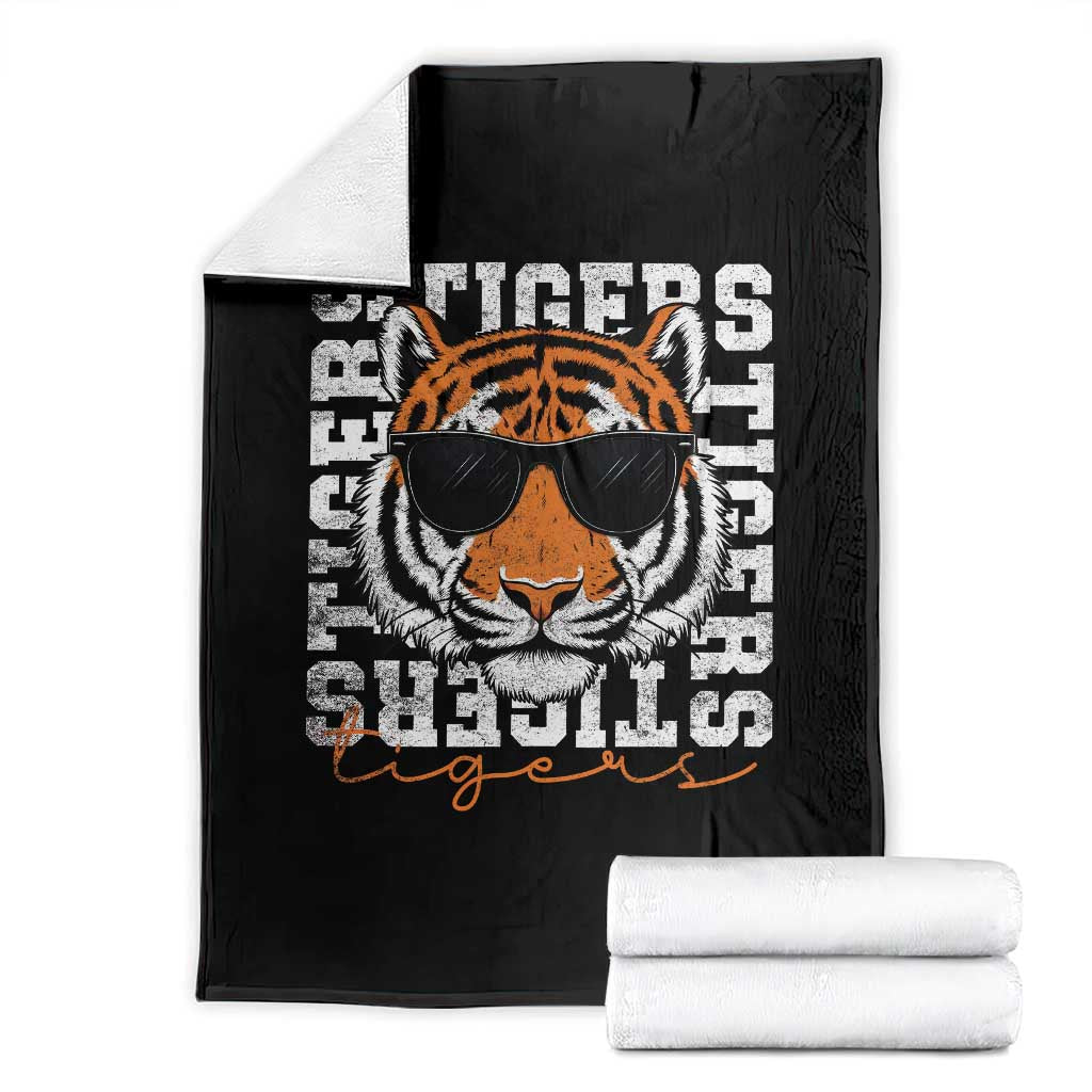 Vintage Tigers Throw Blanket Vintage Sports Inspirational Athletic Name TS10 Black Print Your Wear