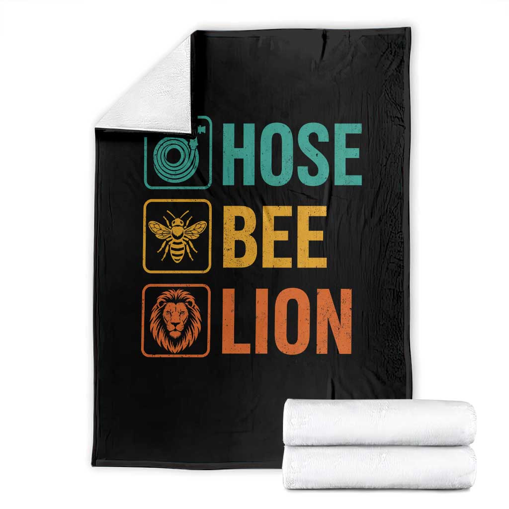 Hose Bee Lion Funny Meme Word Pun Retro Throw Blanket TS11 Black Print Your Wear