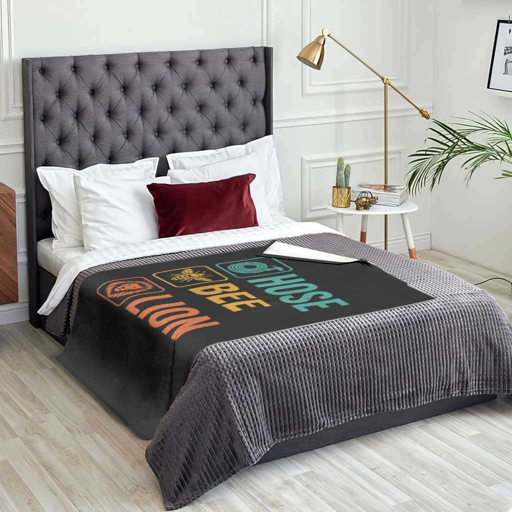 Hose Bee Lion Funny Meme Word Pun Retro Throw Blanket TS11 Print Your Wear