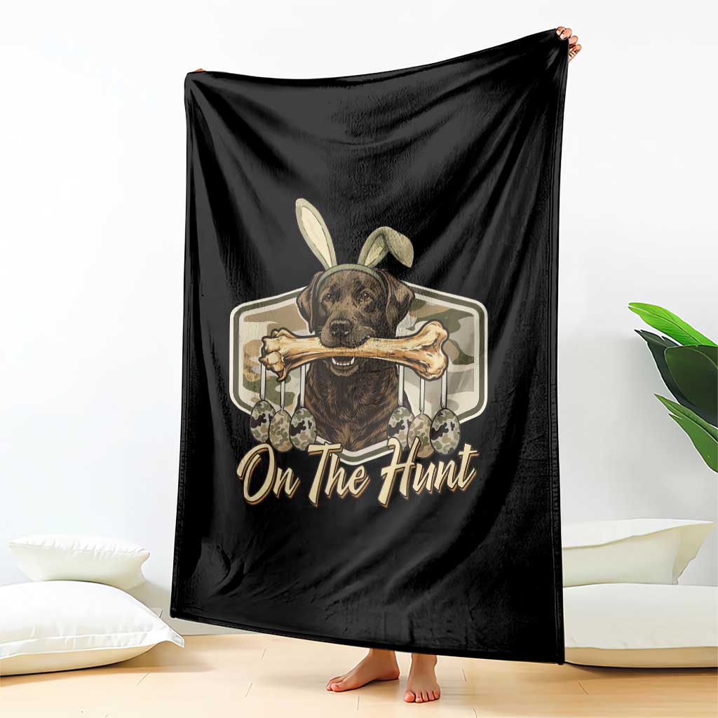 Funny Egg Hunter Throw Blanket On The Hunt Camo Easter Labrador Dog TS11 Print Your Wear