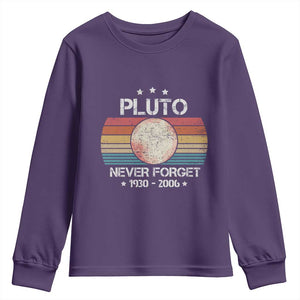 Funny Never Forget Pluto Youth Sweatshirt 1930-2006 Retro Style Space Lover