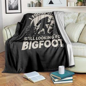 I Found Jesus Still Looking For Bigfoot Throw Blanket Funny Christian Sasquatch Forest TS11 Print Your Wear