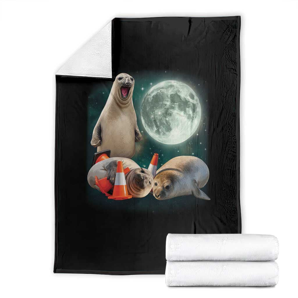 Funny Neil The Seal Howling at Moon 90s Retro Throw Blanket TS11 Black Print Your Wear