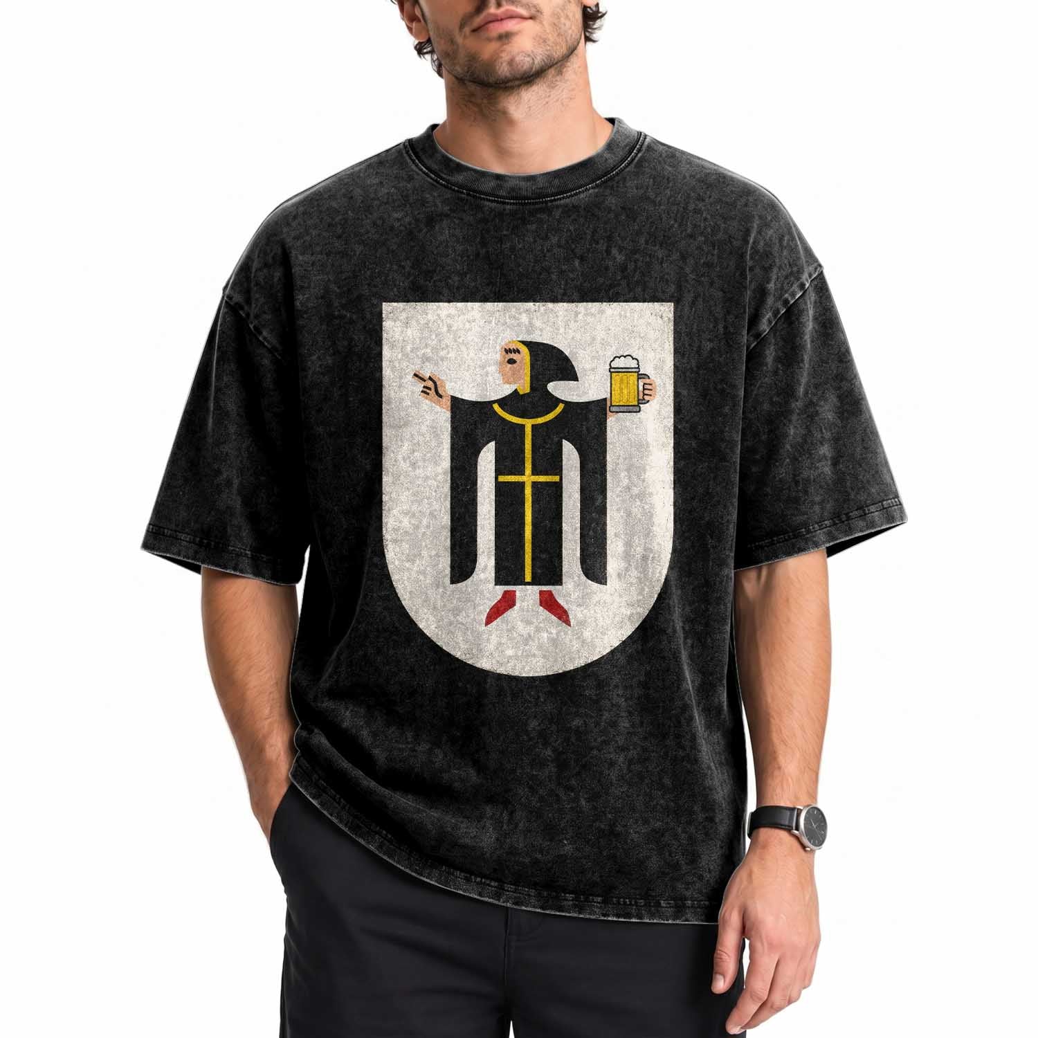 Funny Munich Oktoberfest Munchen Coat of Arms Washed Cotton T-Shirt Münchner Kindl Beer Drinking