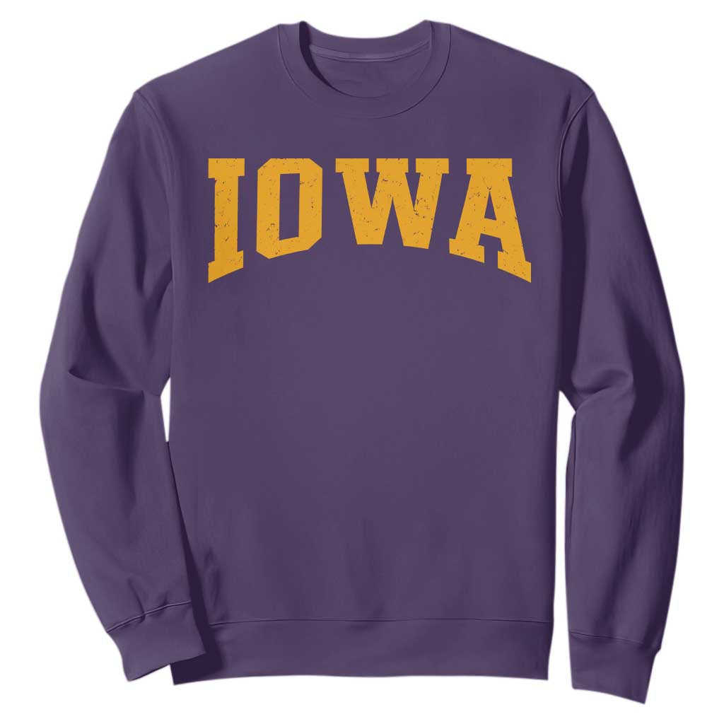 Iowa Vintage Athletic Sports Design Sweatshirt IA State Iowan Gift