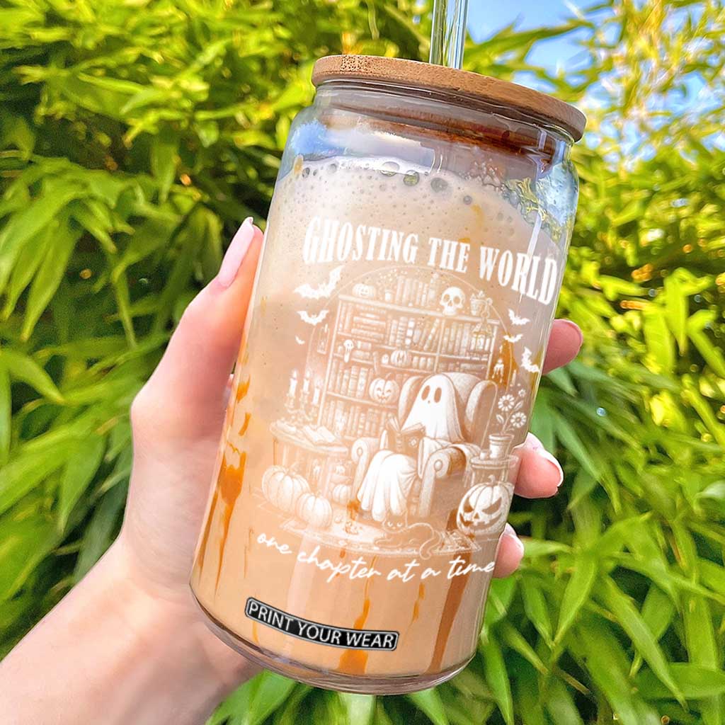 Funny Halloween Book Lover Glass Can Ghosting The World One Chapter At A Time