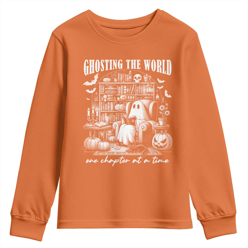 Funny Halloween Book Lover Youth Sweatshirt Ghosting The World One Chapter At A Time