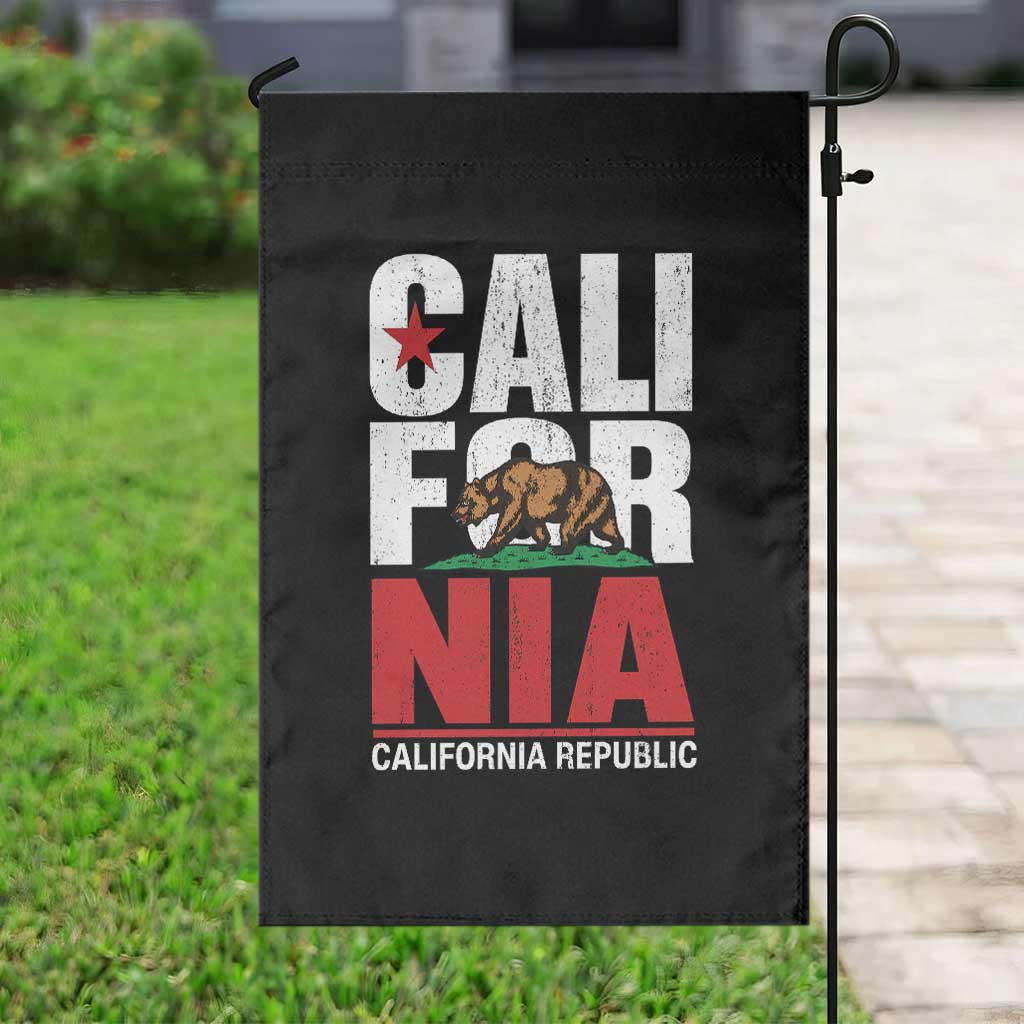California Republic Flag Bear Garden Flag Distressed Calif State Pride Graphic